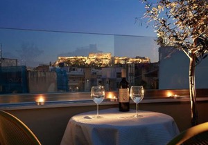 Mind-blowing petite studio in the heart of Athens!