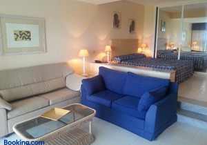 Miraflores Resort