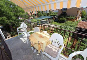 MIRIANA Two-Bedroom Apartment with Balcony