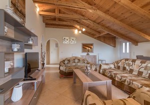 Mitros Apartment
