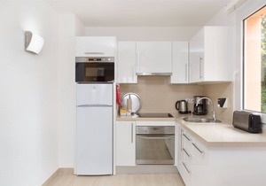 Modern 1-Bed Apartment | Mougins Resort | Sleeps 4