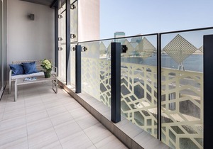 Modern 1BR in Prestigious Waterfront Location!