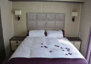 Modern 2 bedroom Lodge on the stunning Shorefield Country Park, Hampshire