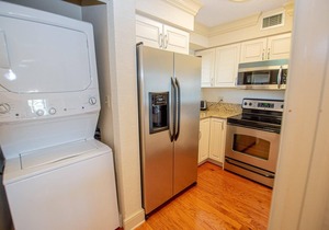 Modern 2bd-2ba with Lake & Golf Views in Saddlebrook Resort