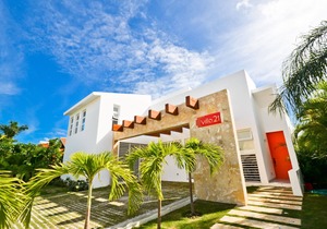 Modern 3BR Villa with Private Pool - Punta Cana Village