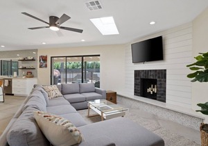 Modern 4BR Home with Pool & Game Room