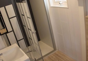 Modern 6-person chalet in the Frisian countryside, 3 bedrooms and WiFi