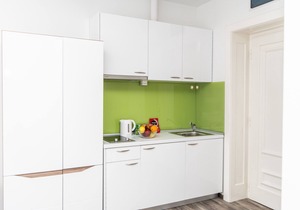 Modern and bright Studio! HEART of the City center