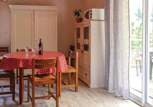 Modern and charming cottage 15 km from Die.