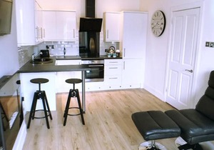 Modern Apartment in Edinburgh