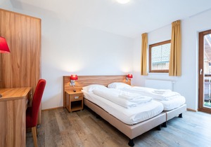 Modern Apartment in Obertraun near Cross-country Skiing