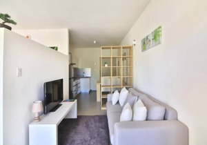 Modern apartment located between Ottawa and Montreal