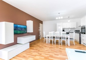 Modern apartment with 3 bedrooms and 3 bathrooms