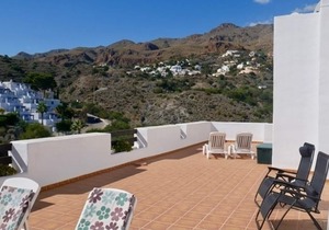 Modern Apartment with WIFI, Very Large Terrace, Sea View