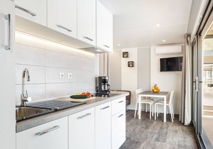 Modern chalet only 11 km from Porec