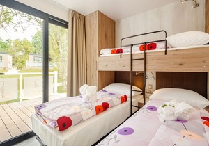 Modern chalet with 2 bathrooms and a porch, 11 km from Porec