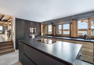 Modern Chalet with Jacuzzi and Mountain Views in Charming Savoyard Village