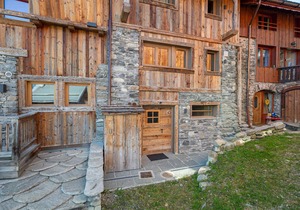 Modern Chalet with Sauna & Near Ski Lifts