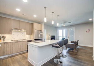 Modern Chic 3BR in Houston Heights by Stay Gia
