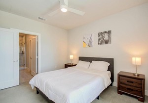 Modern Chic 3BR in Houston Heights by Stay Gia