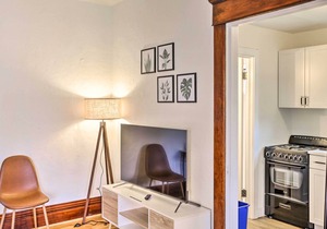 Modern-Chic Studio ~ 1 Mile to Dtwn Spokane!