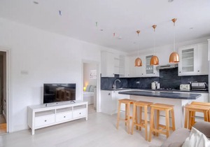 Modern & Cosy 2BR APT next to Clapham Common!