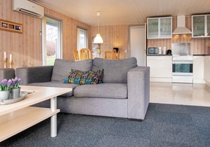 Modern Cottage Oasis in Arrild