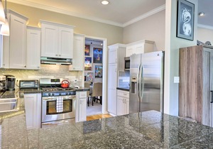 Modern Dalton Ranch Golf Club Home w/Mtn View
