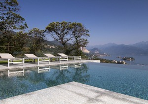 Modern Designer Villa With Pool And Magnificent Lake Views! - Villa Camilla