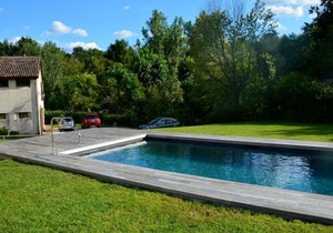 Modern Farmhouse in Pagnano Italy near Forest