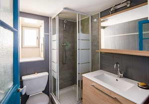 Modern flat near Parc du 26ème Centenaire