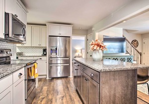 Modern Home w/ Yard + Deck, 1 Mi to Clemson U!