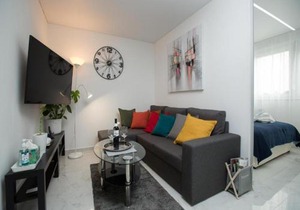 Modern & Luxury APT Zagreb Airport W/free WiFi
