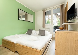 Modern refurbished one bedroom apartment in Chamonix Sud.
