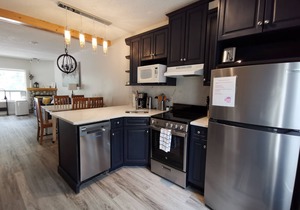 ❤ Modern Rustic 2BR 2BTH Mountain Chalet close to Banff