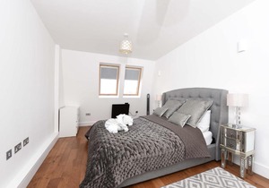 Modern & Spacious 2 Bed Apartment at Clapham Junction