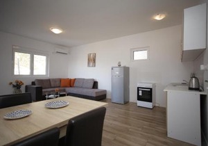 Modern Spacious One Bedroom Apartment Rafailovici ZATVOREN
