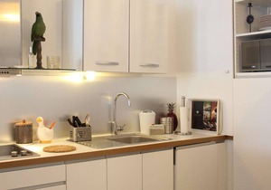 Modern Studio in Central La Baule with Terrace and Garage, Steps from Beach and Shops