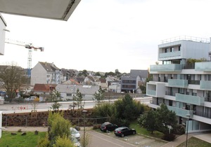 Modern Studio in Central La Baule with Terrace and Garage, Steps from Beach and Shops