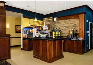 Modern Suite | Free Breakfast + Pool + Hot Tub