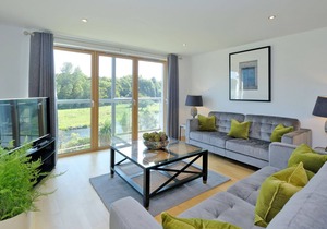 Modern two bedroom Aberdeen apartment with river views