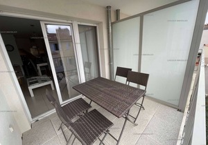 Modern two-room apartment with all comfort in the city center, shops and beach on foot for 6