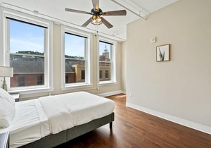 Modern Upscale 1BR Apartment in Carson by Stay Gia