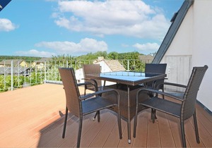 Modern vacation apartment in Koserow with terrace - only 350 m to the sea - Haus Usedom