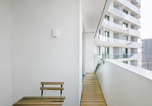 Modern Wieden 1BR w/Balcony, Gym, Elevator, walk to U-Bahn, by Blueground