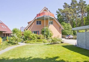 moderne FeWo Nr 4 mit Balkon, Sauna im Haus, Garten - Ferienwohnungen am Wald