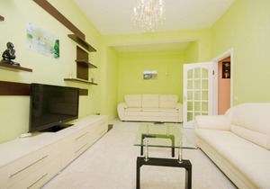 Molnar Apartments Nezavisimosti 40