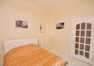 Molnar Apartments Nezavisimosti 40