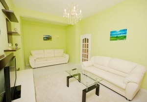 Molnar Apartments Nezavisimosti 40