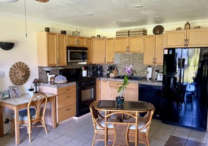 Molokai Shores Luxury Condo Awaits You-A215 Has It All!